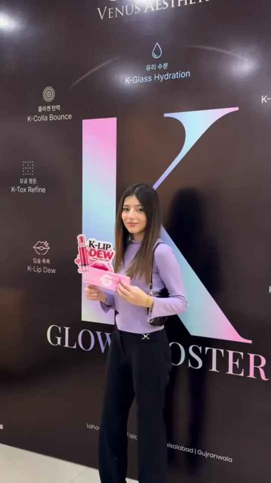 areeshagul_ holding the K-Lip Dew board at the Venus K-Glow launch